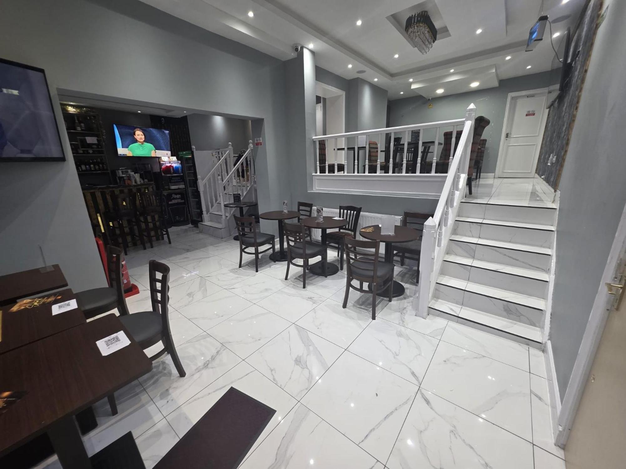 Elegant Space * Liverpool